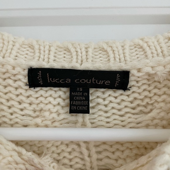 CROP UO WHITE SWEATER - Picture 5 of 7